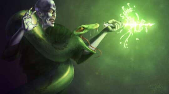 Voldemort atacando com uma maldição da morte