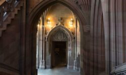 Hogwarts Legacy: como abrir as portas com símbolos